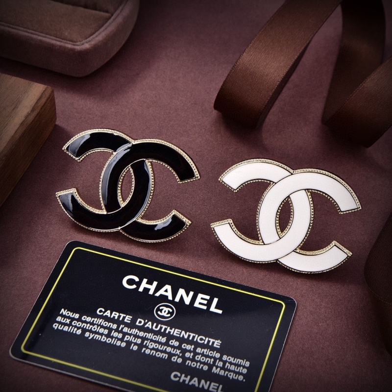 Ch*el brooches